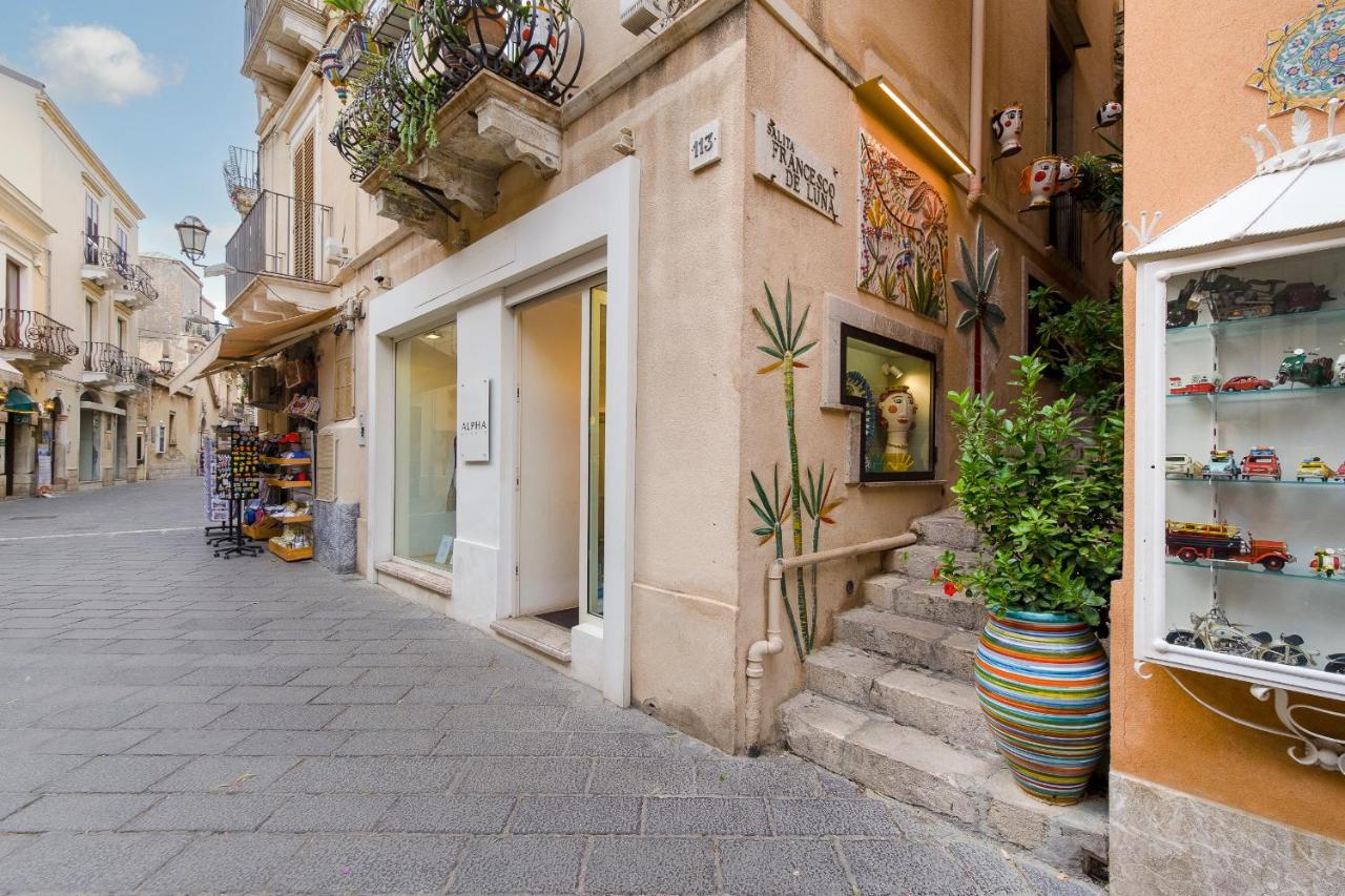 Elegant Apartment In Taormina Luaran gambar